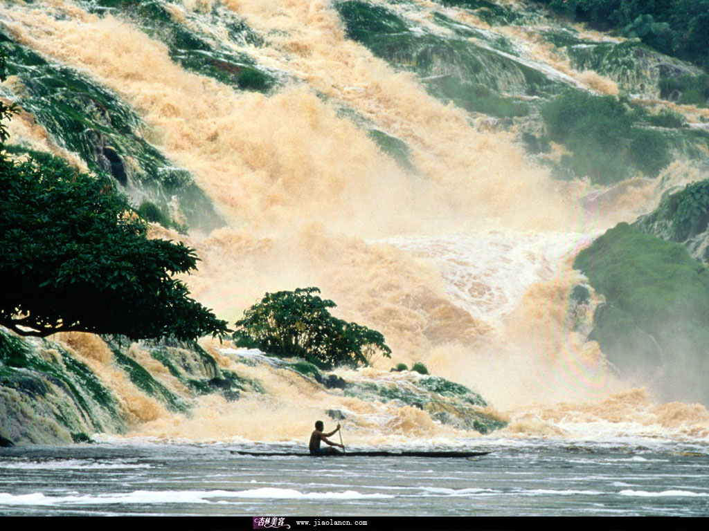 Chutes de Kongou dans le parc national d’Ivindo au Gabon
